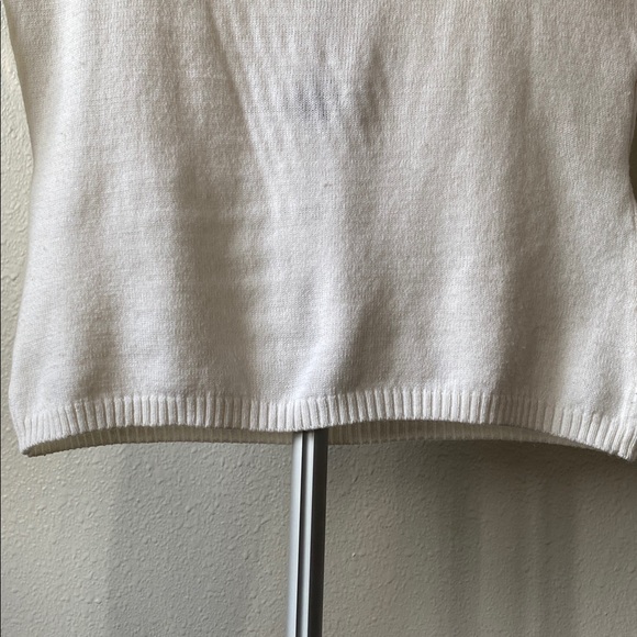 It’s Our Time Cream Tie-Front Sweater Top Size Medium - Picture 6 of 8